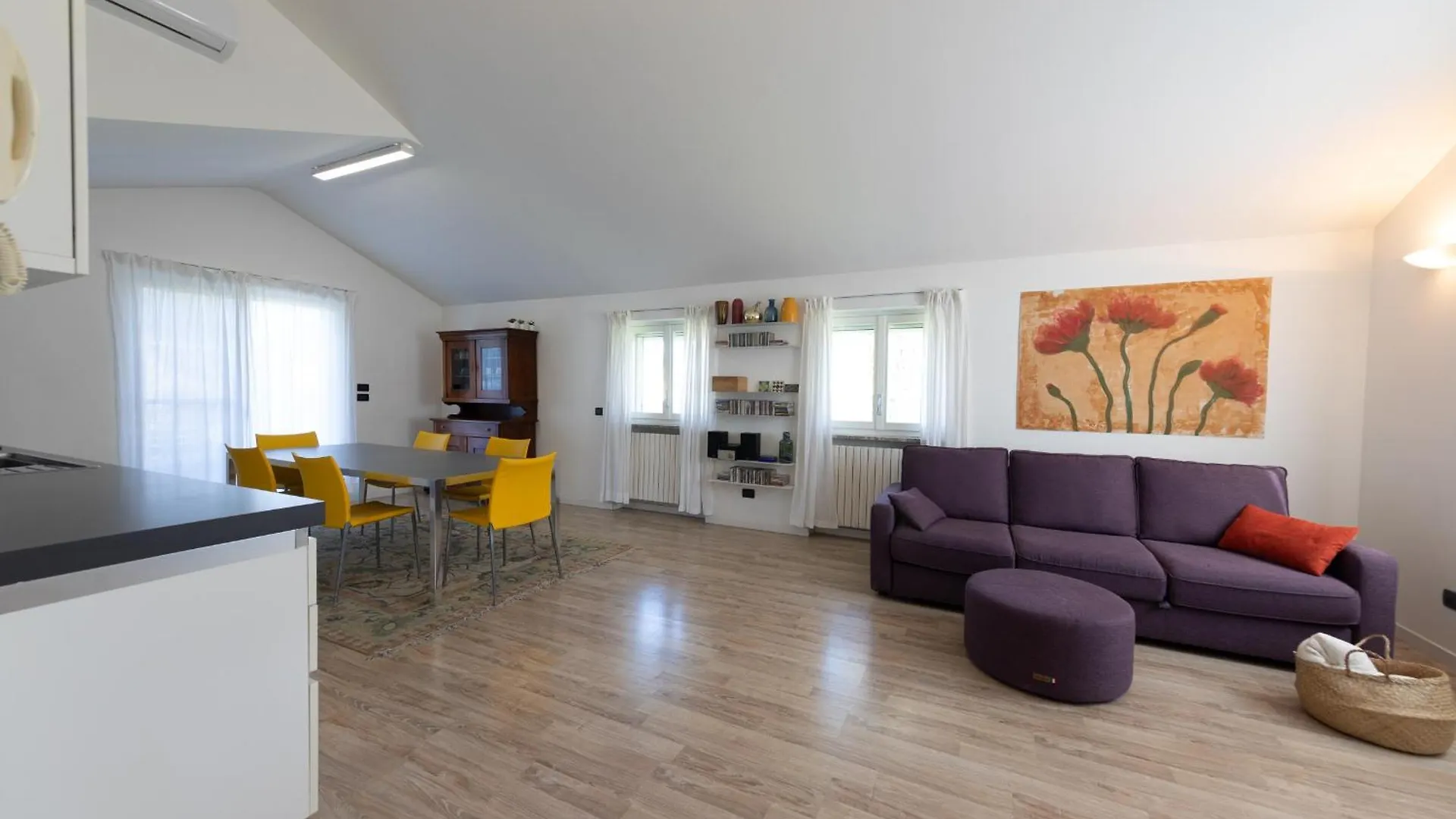 Casa Vecchia Quercia contacts